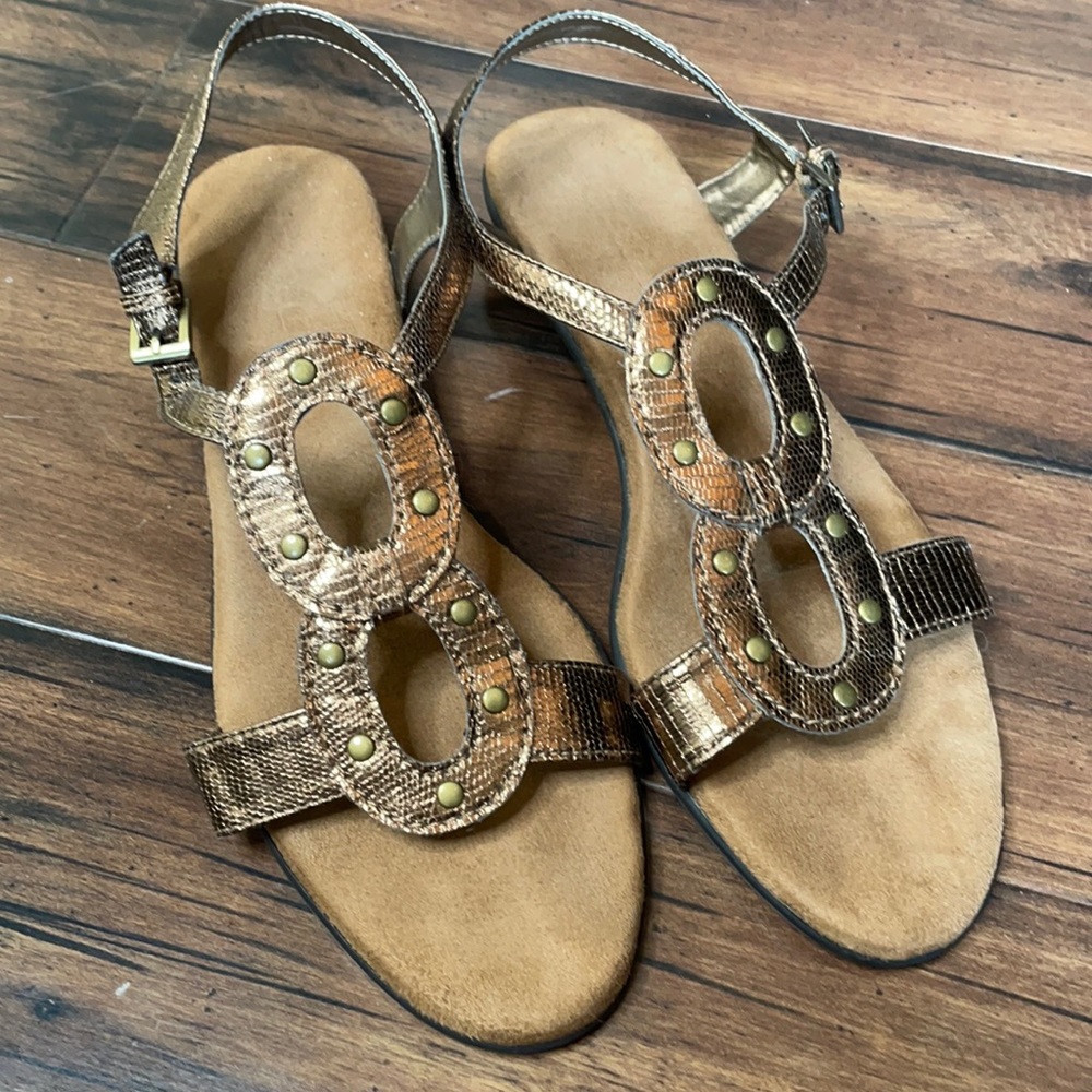 Aerosoles wedge  sandals size 9 bronze